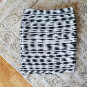 Loft black & white pencil skirt